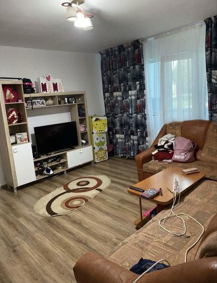 Vand apartament 2 camere - 1