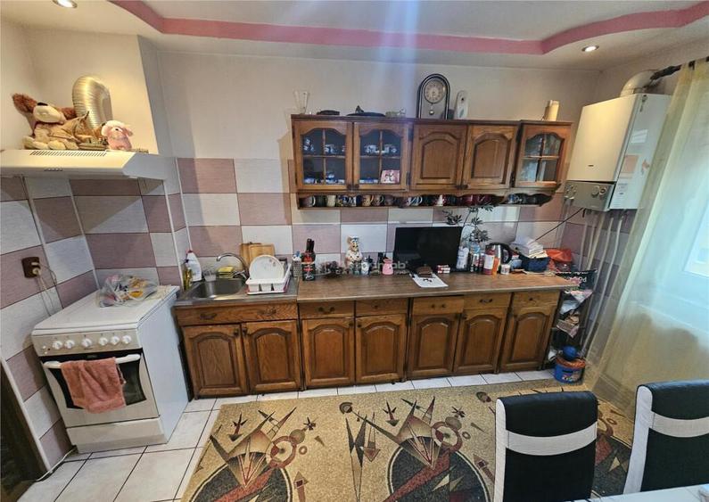 Resita, 3 Cam. Dec., Micro 4 - 18