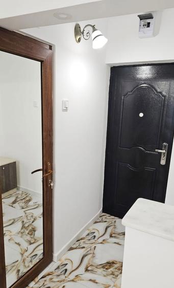 Vandut direct de proprietar Garsoniera Moderna, Complet Renovata & Centrala Proprie Gata de Mutare in Mioveni! - 4