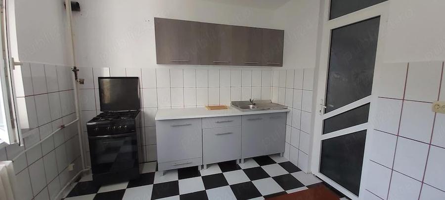 Vand apartament cu 3 camere - 6