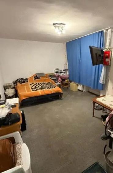 Apartament 2 camere decomandat etaj 2 - 4