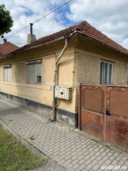 Vand casa Vand casa