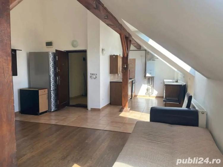 Proprietar inchiriez apt. 2 camere - 4