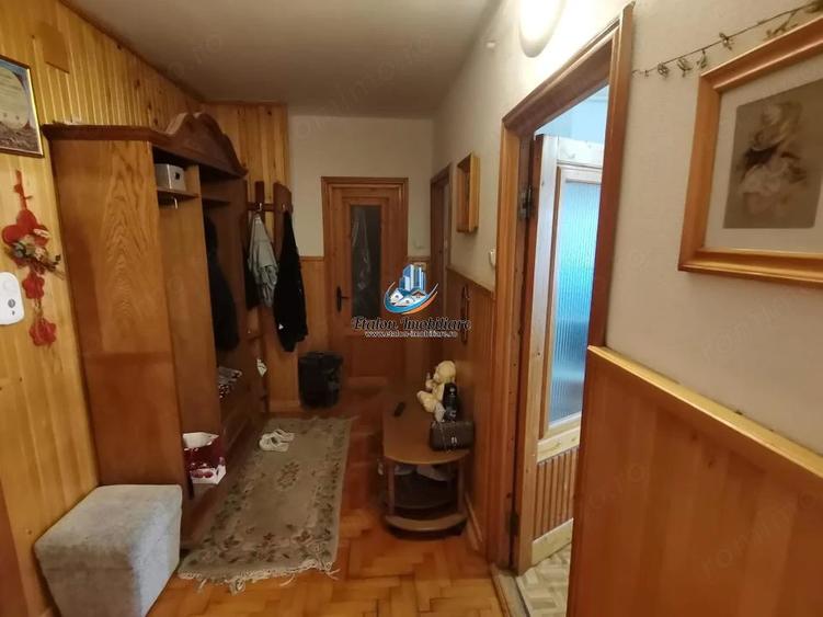 Apartament cu 2 camere decomandat în Vest