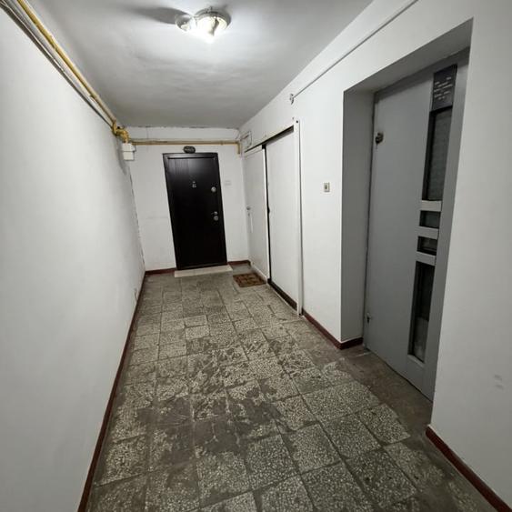 3 Camere | Pacii | Gorjului | Militari | De renovat | metrou 5' - 16
