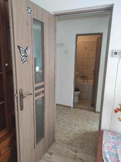 garsoniera etj2 zona Dacia - 12