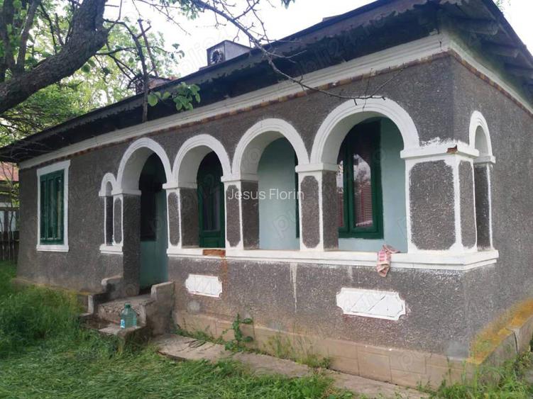 Casa Batraneasca 1450 mp