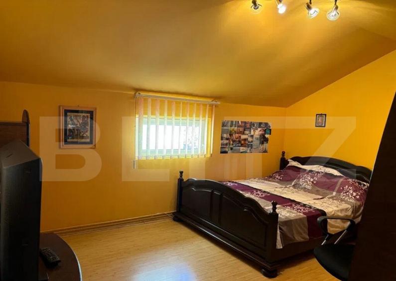 Casa P+1 de vanzare, cu 4 camere, 180 mp, zona Micro 2 - 2
