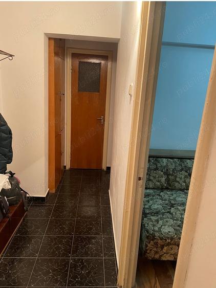 Inchiriez apart.3 camere Drumul Taberei chiar la statia de metrou - 7