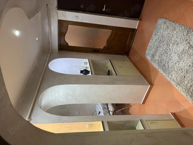 Inchiriez apartament 2 camere decomandat cu centrala Et 1 ! Apartamentul este langa pizza proper - 4