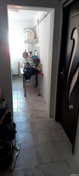 Inchiriez apartament cu patru camere in Caracal - 3