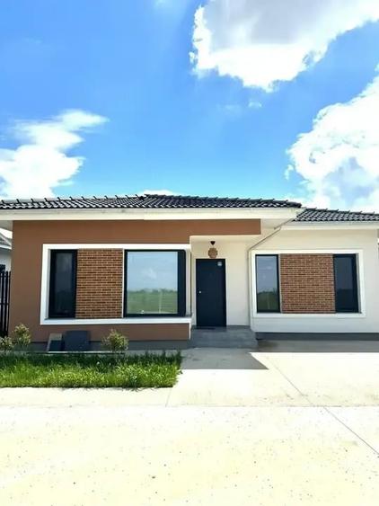 Suprafata curte compacta-270 mp! CASA INDIVIDUALA - pret unic - 1