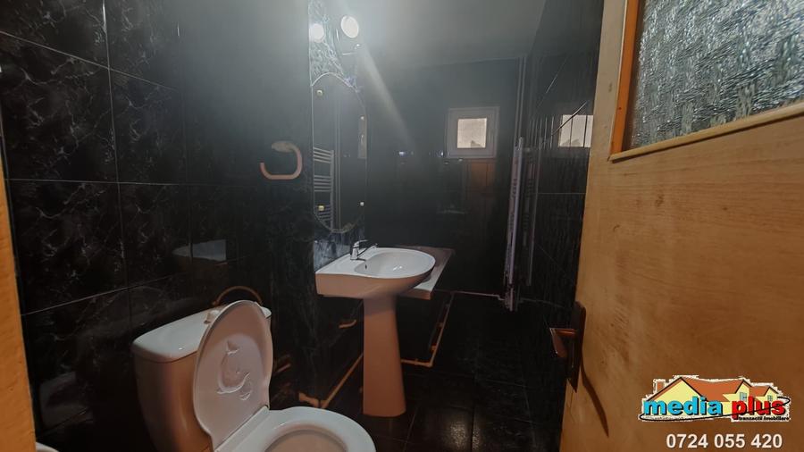 De vânzare – Apartament 3 camere, decomandat, Tiglina I – Str. Brăilei - 9