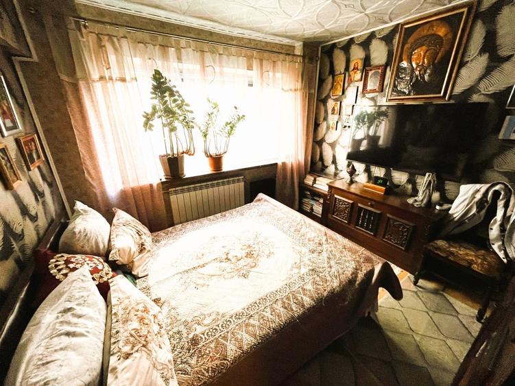 Apartament 3 camere cu BALCON  - str PACII - 2