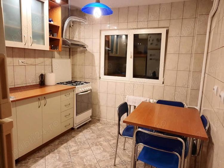 camera de inchiriat intr un apartment de 3 camere zona obor - 1