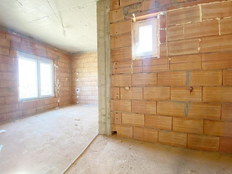 Duplex 4 camere, 337 mp teren, 107 mp utili,P+1 - Mosnita Veche - 10