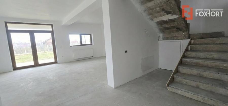 Duplex spatios cu 5 camere de vanzare, zona Mosnita Noua - 12
