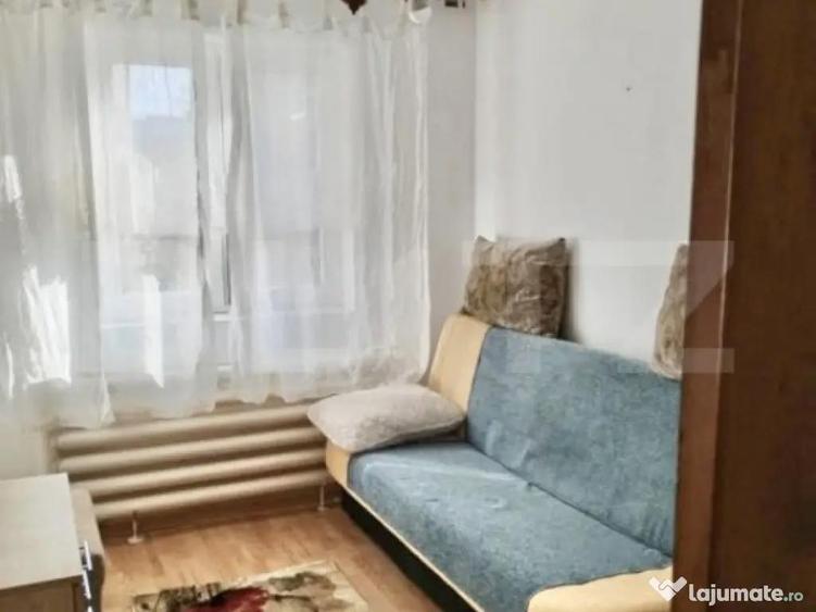 Apartament de vanzare, cu 2 camere, etaj 1, zona Complexul S - 3