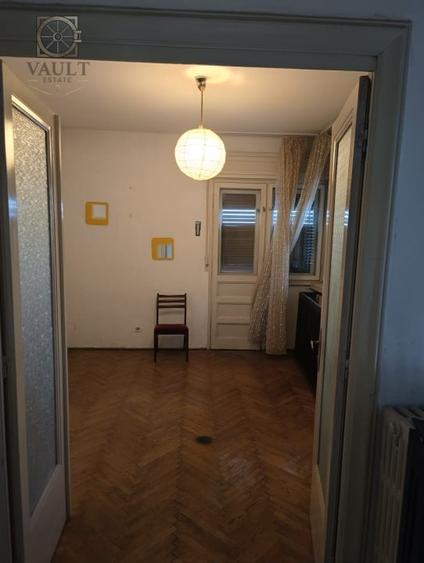APARTAMENT 3 CAMERE PE CALEA VICTORIEI-S.TOTALA 76,41 MP +BOXA 4.27MP - 2