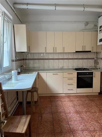 Casa situata ultracentral, pretabila pentru sediu de firma clinica stomatologica - 3