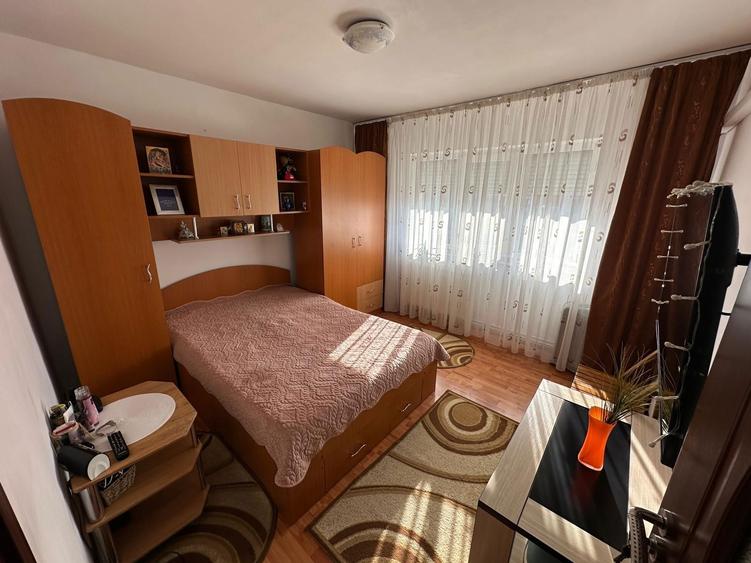 3 camere, cartier Sarari, 2 bai, mobilat complet, direct proprietar - 8