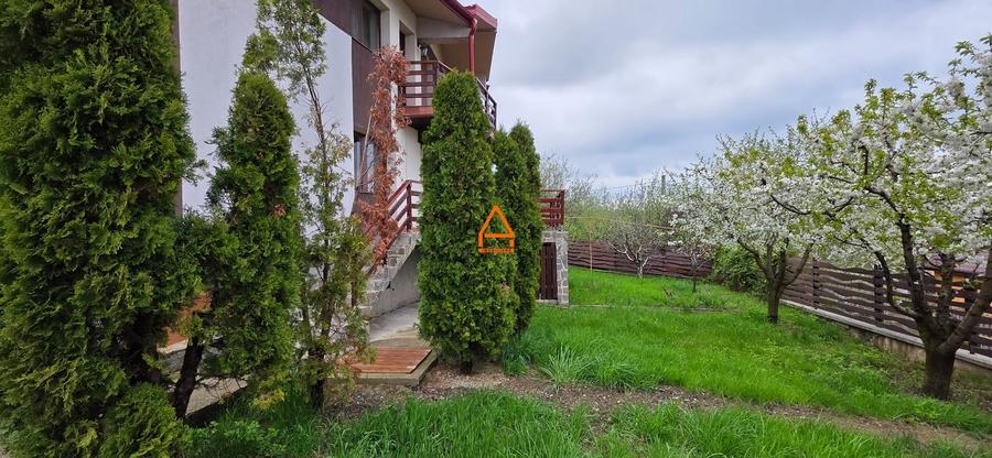 Casa / Vila - D+P+E - 225 mp – 572 mp teren - Bucium - 1