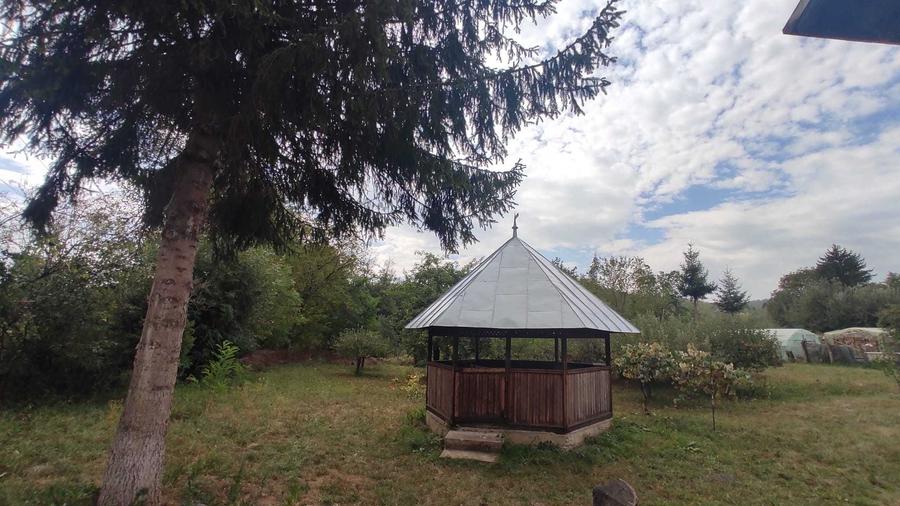 Casă cu 4 camere în Provița de Sus