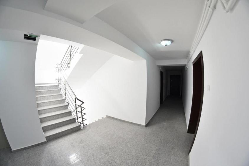 Vanzari Apartamente 5  camere CARTIERE METALURGIEI - 8