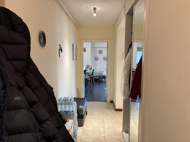 Apartament de 3 camere+boxa si loc de parcare/Apartment with parking+storage box - 3