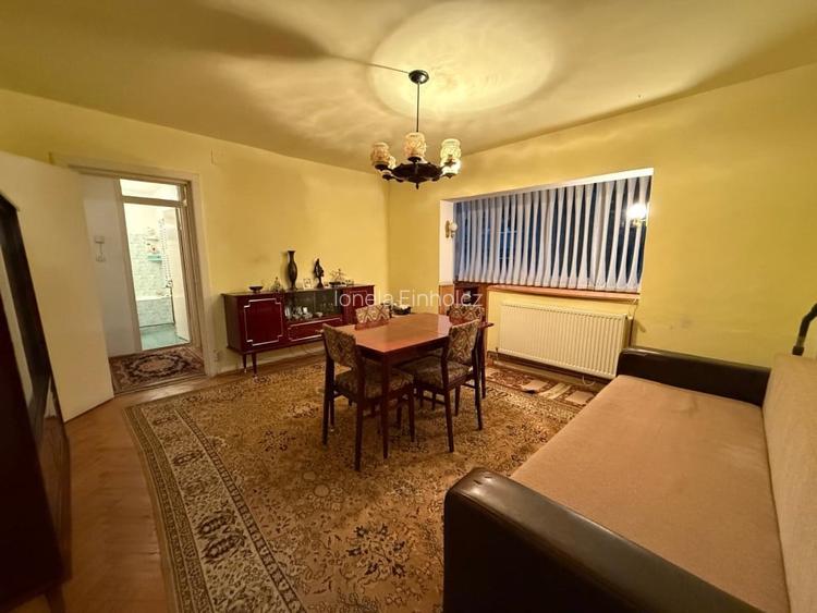 Apartament 3 camere + garaj, etaj 1, 2 bai, 2 balcoane - Girocului