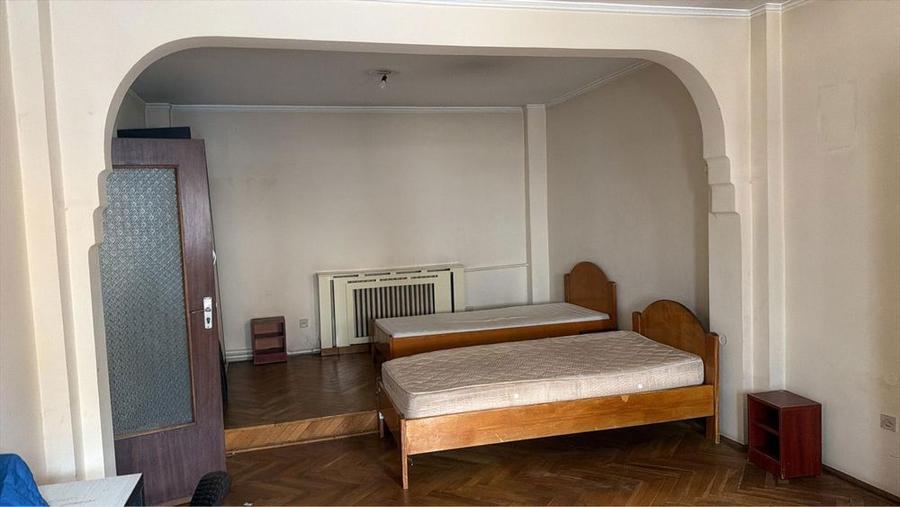 Cladire 6 camere de inchiriat Constanta- zona Lahovari - 2