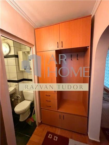 Apartament 3 camere ,centrala proprie,  in Ploiesti ,  Eroilor - 14