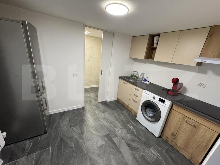 Apartament 2 camere, semidecomandat, curte 50mp Zona Casa Studentilor - 8