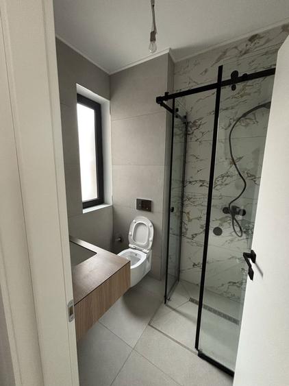 NOU !! VILA de LUX Gata de Mutare !! - 4