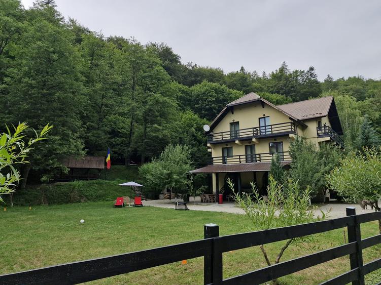 Pensiunea Turistica Cheile Cetatii - Rasnov -  730.000 euro - 2