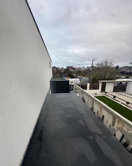 Oportunitate imobiliara! Casa de vanzare in zona Palazu Mar - 6