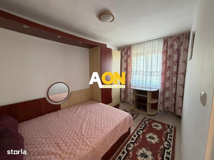 Apartament cu 3 camere în Cetate