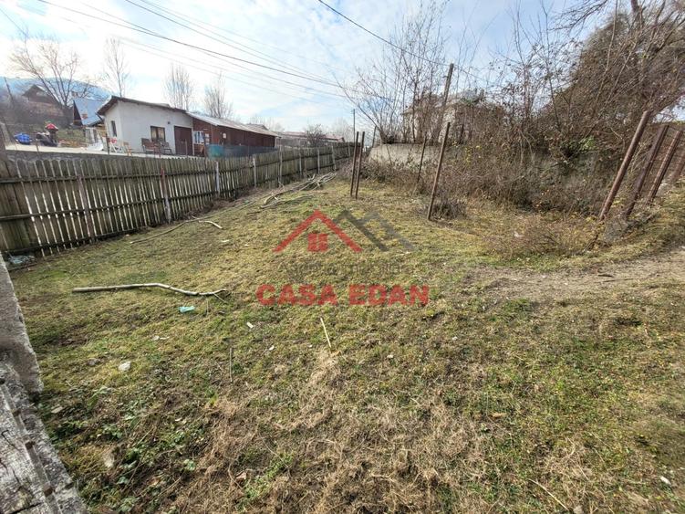Teren Construcții intravilan de 688 mp, în Periferie