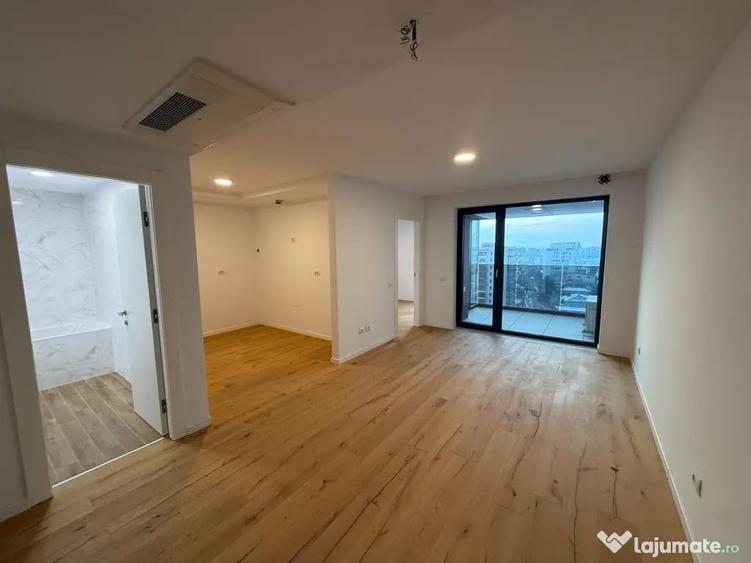 Apartament cu 2 camere semidecomandat în Aviației