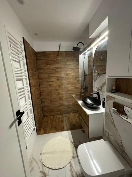 Apartament cu 2 camere decomandat în Exterior Vest