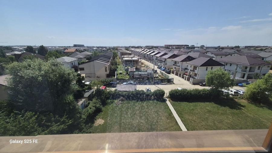 Apartament cu 3 camere decomandat, mobilat în Prelungirea Ghencea