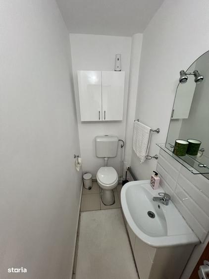 Apartament cu 3 camere în Micro 16