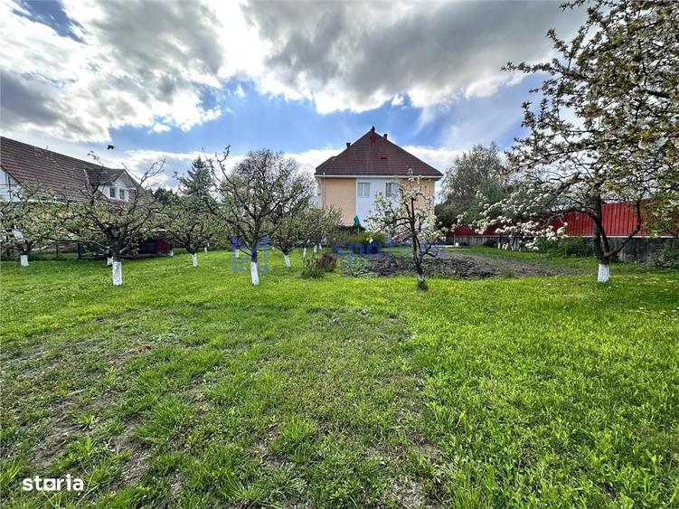 Casă cu 4 camere în Humulești