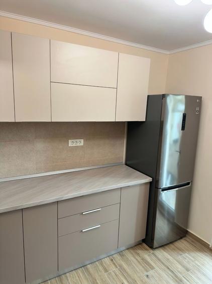 Apartament cu 2 camere decomandat, mobilat în Capitol