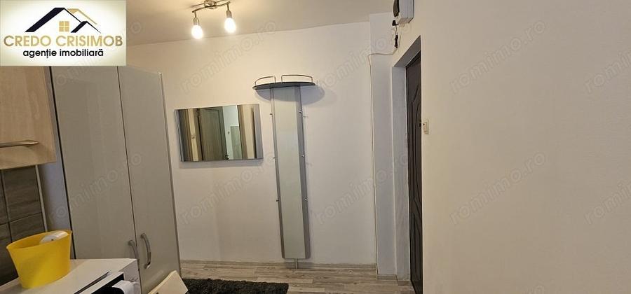 Garsonieră decomandată în Govândari