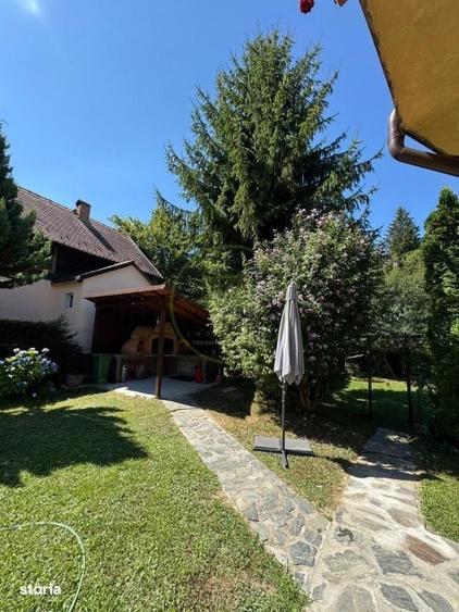 Casă cu 4 camere în Porumbacu de Sus