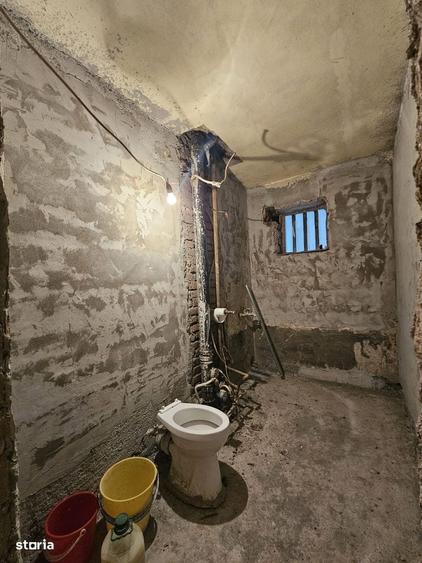 Apartament cu 2 camere semidecomandat în Gojdu