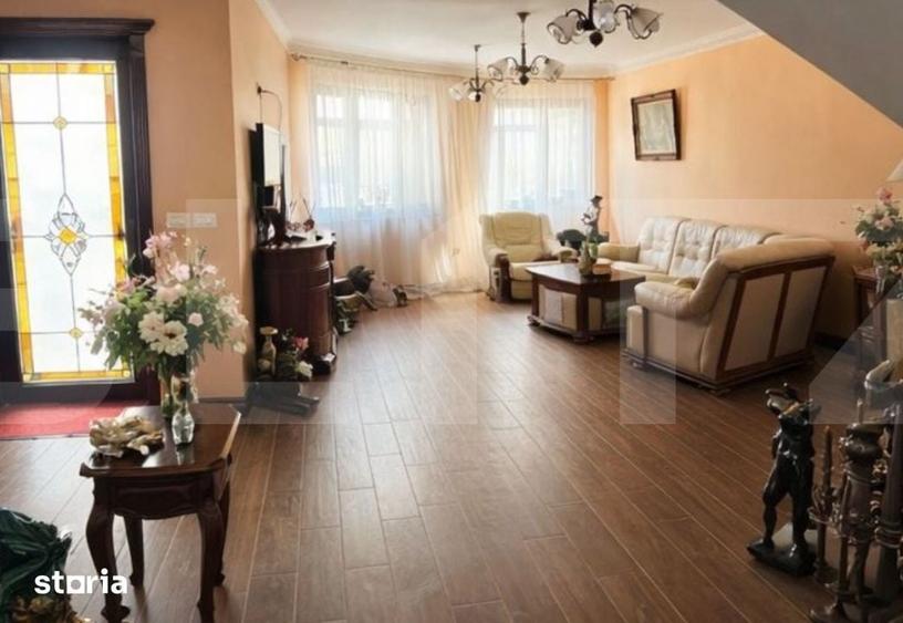 Casă cu 8 camere cu Teren 765 Mp în Ultracentral