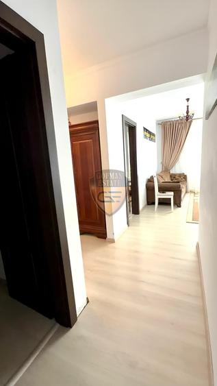 Apartament cu 3 camere decomandat, mobilat în Tomis Plus