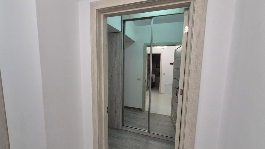 Apartament cu 2 camere decomandat, mobilat în Galata